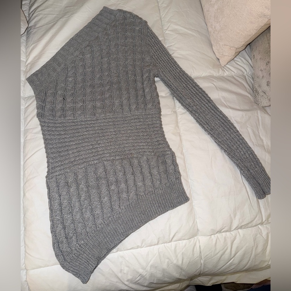 Usable Gray One Shoulder Asymmetrical Sweater Size M